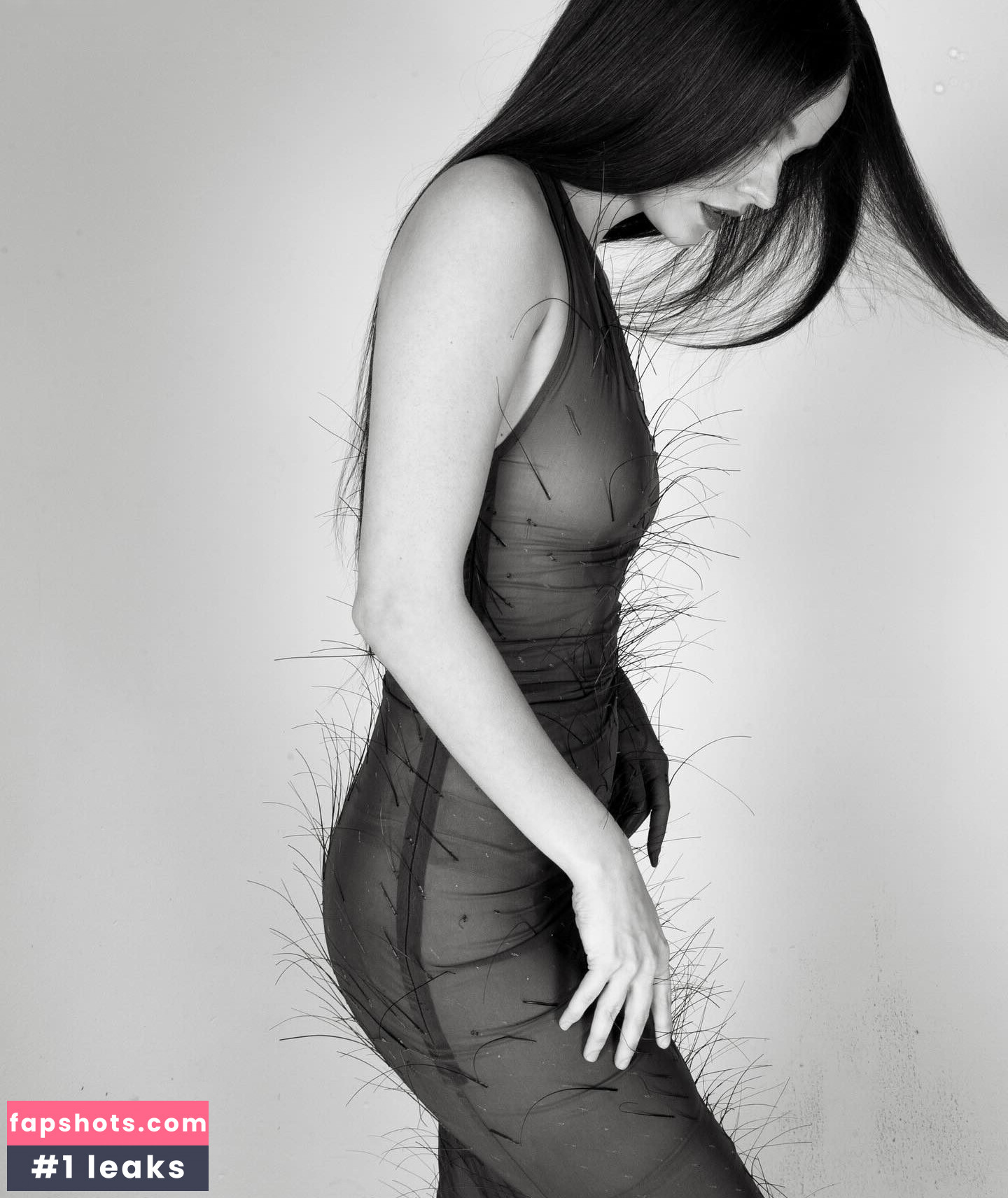 OOPS!!! International gallery photo #812