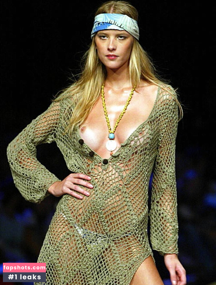 OOPS!!! International gallery photo #857