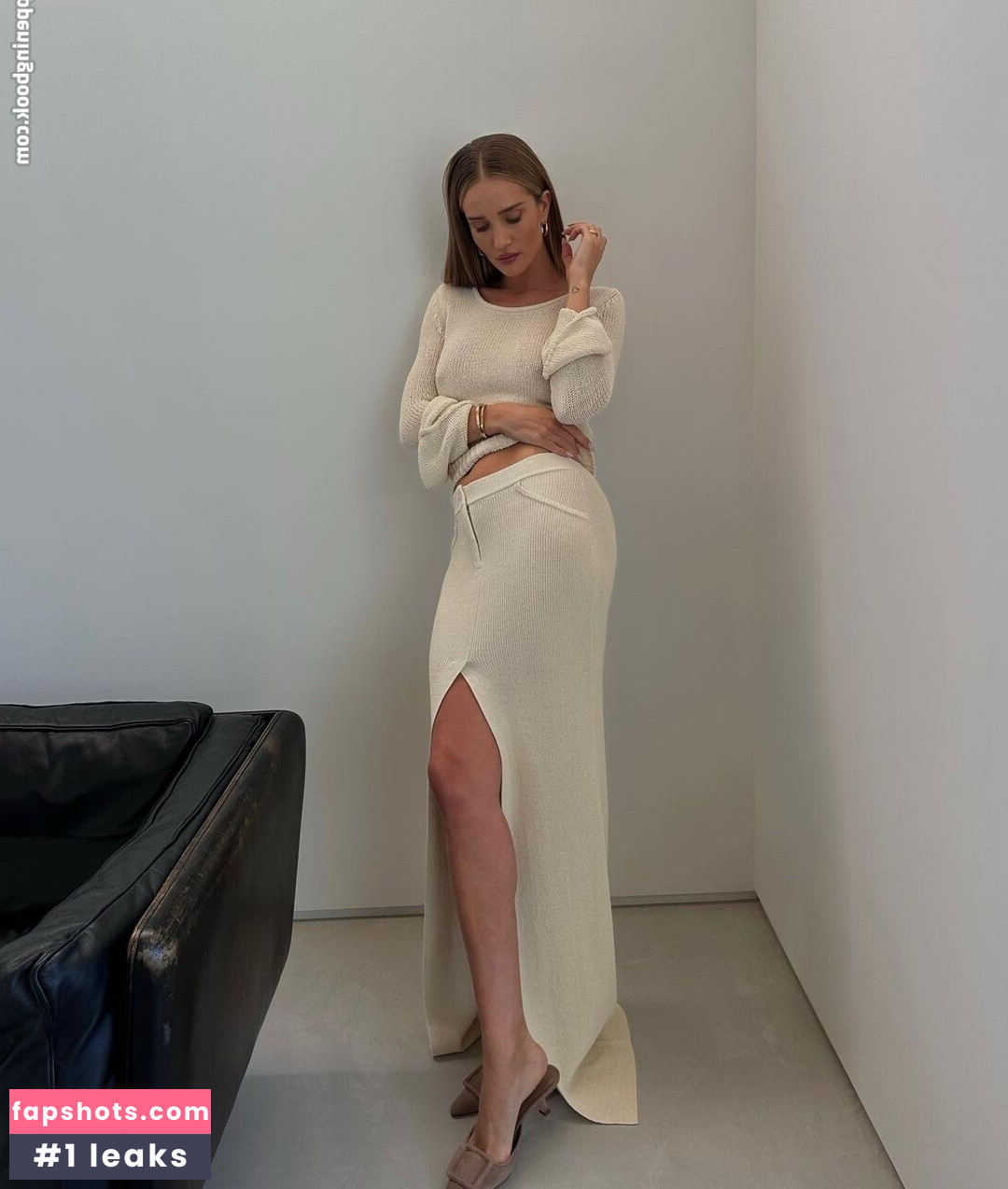 OOPS!!! International gallery photo #921