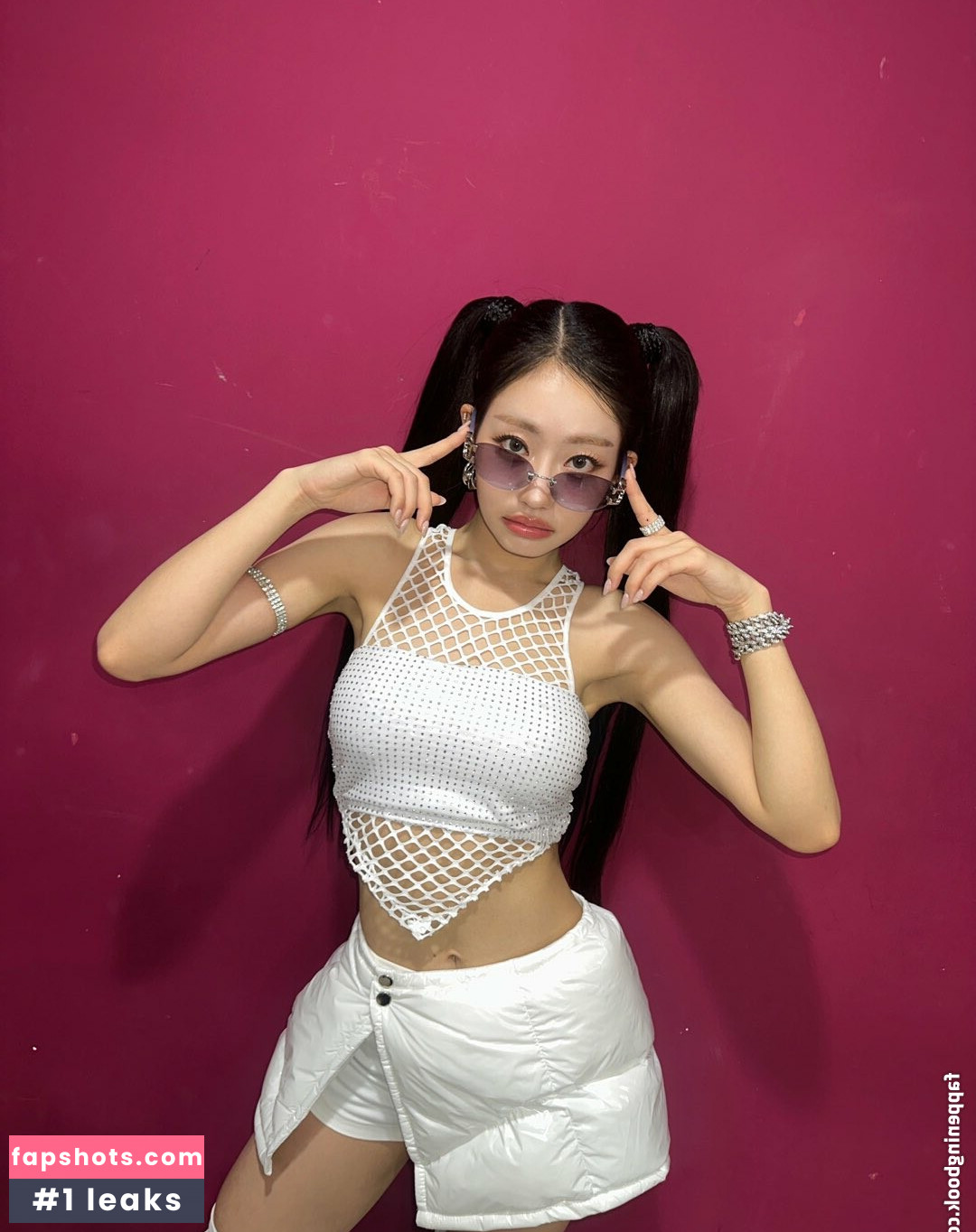 Oops! We ran into some problems. Nahé úniky fotek pouze od fanoušků #38 - Fapshots