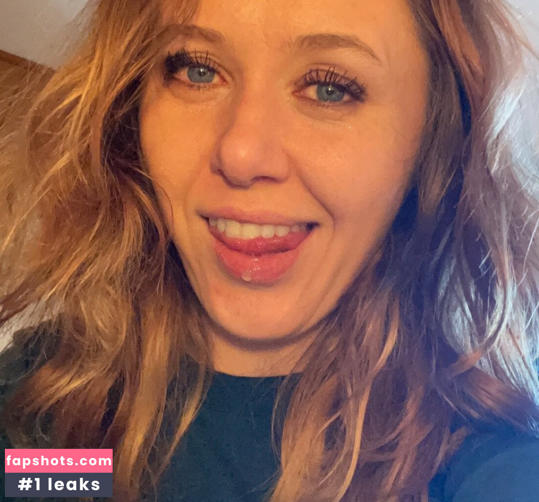 oopsiedaisybee nude babe gallery