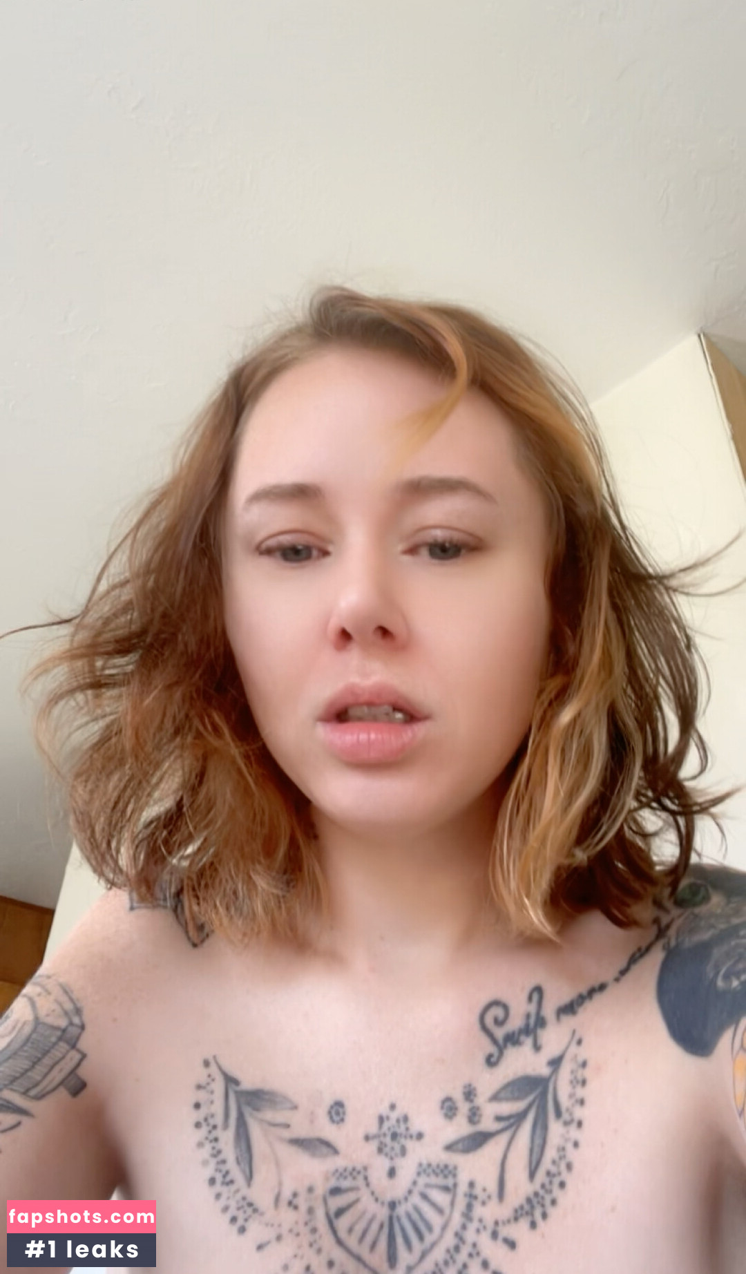 oopsiedaisybee gallery photo #5