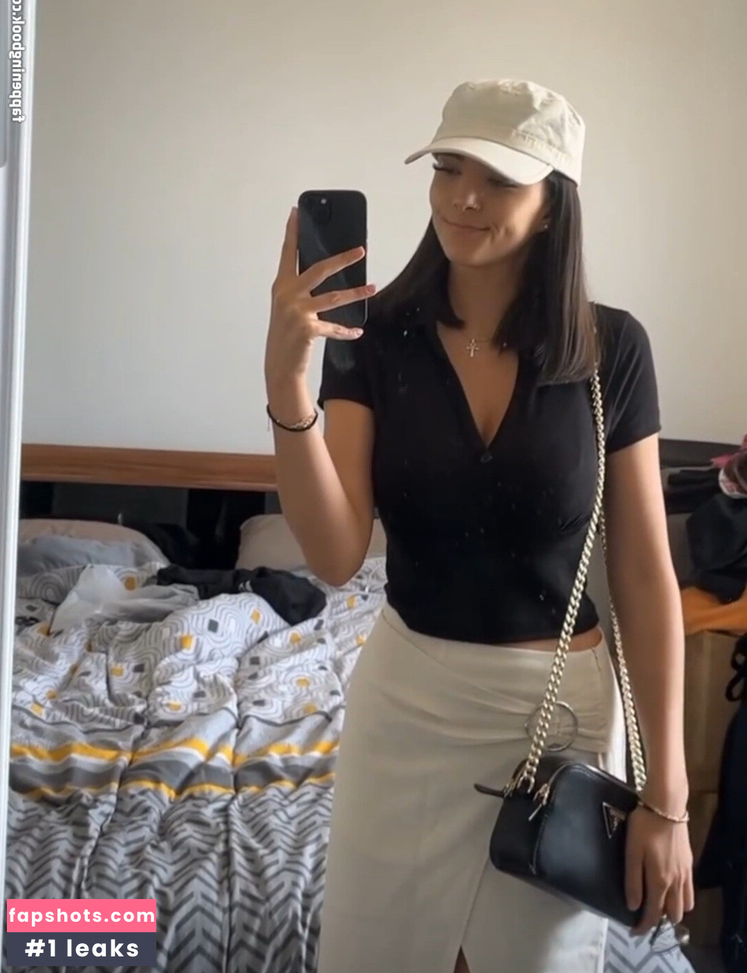 Ophelie.vdrr nude babe gallery