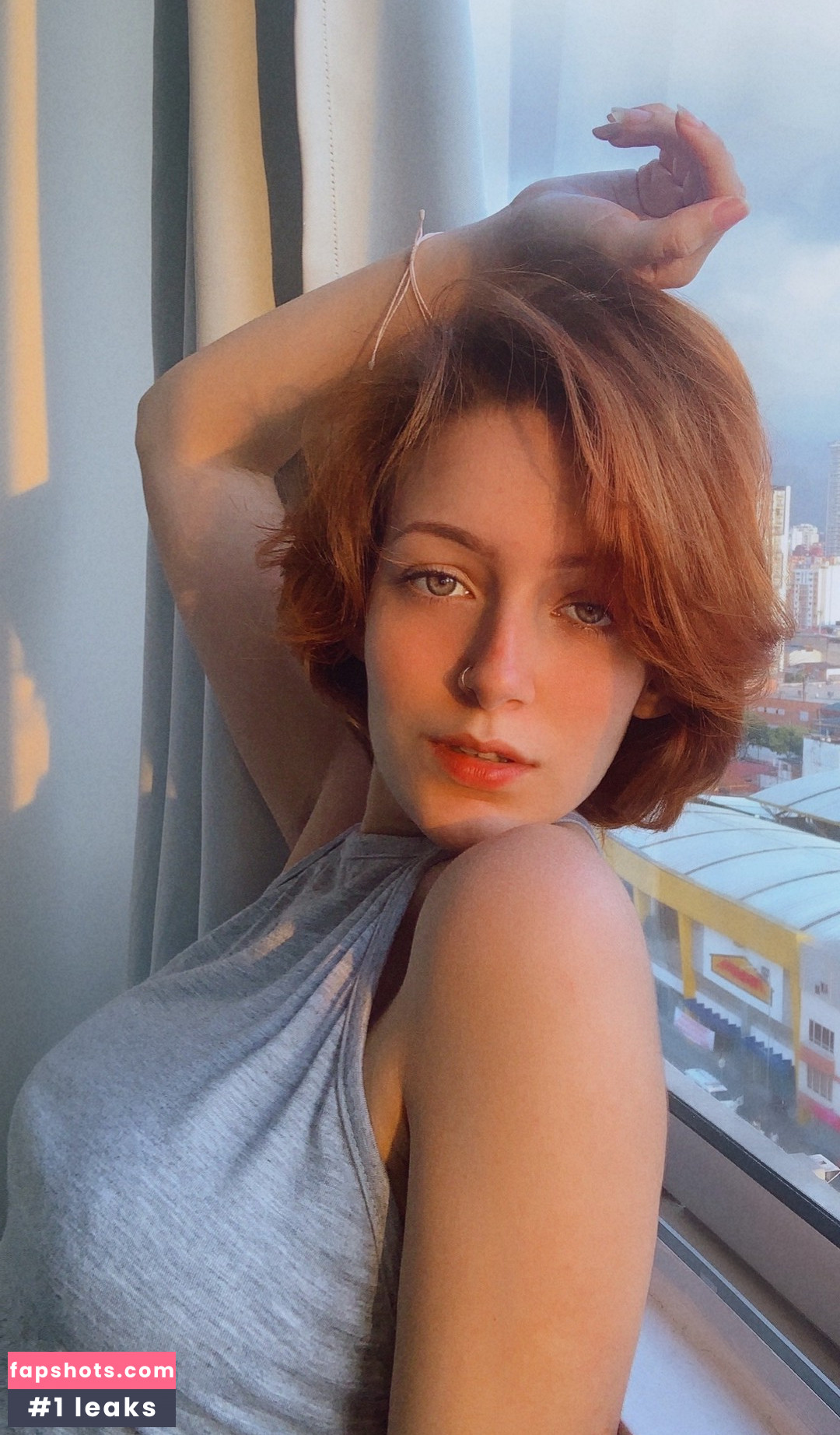 Oriana Leal gallery photo #33