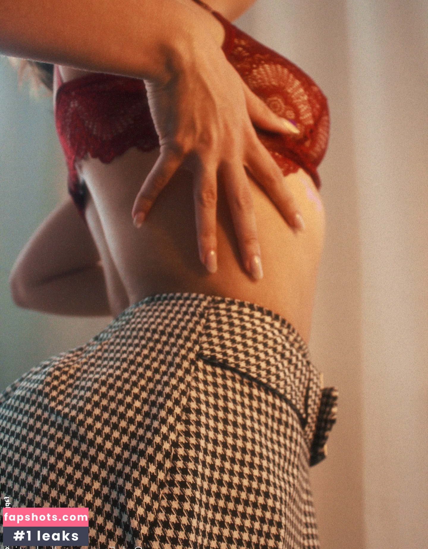 Oriana Leal gallery photo #53