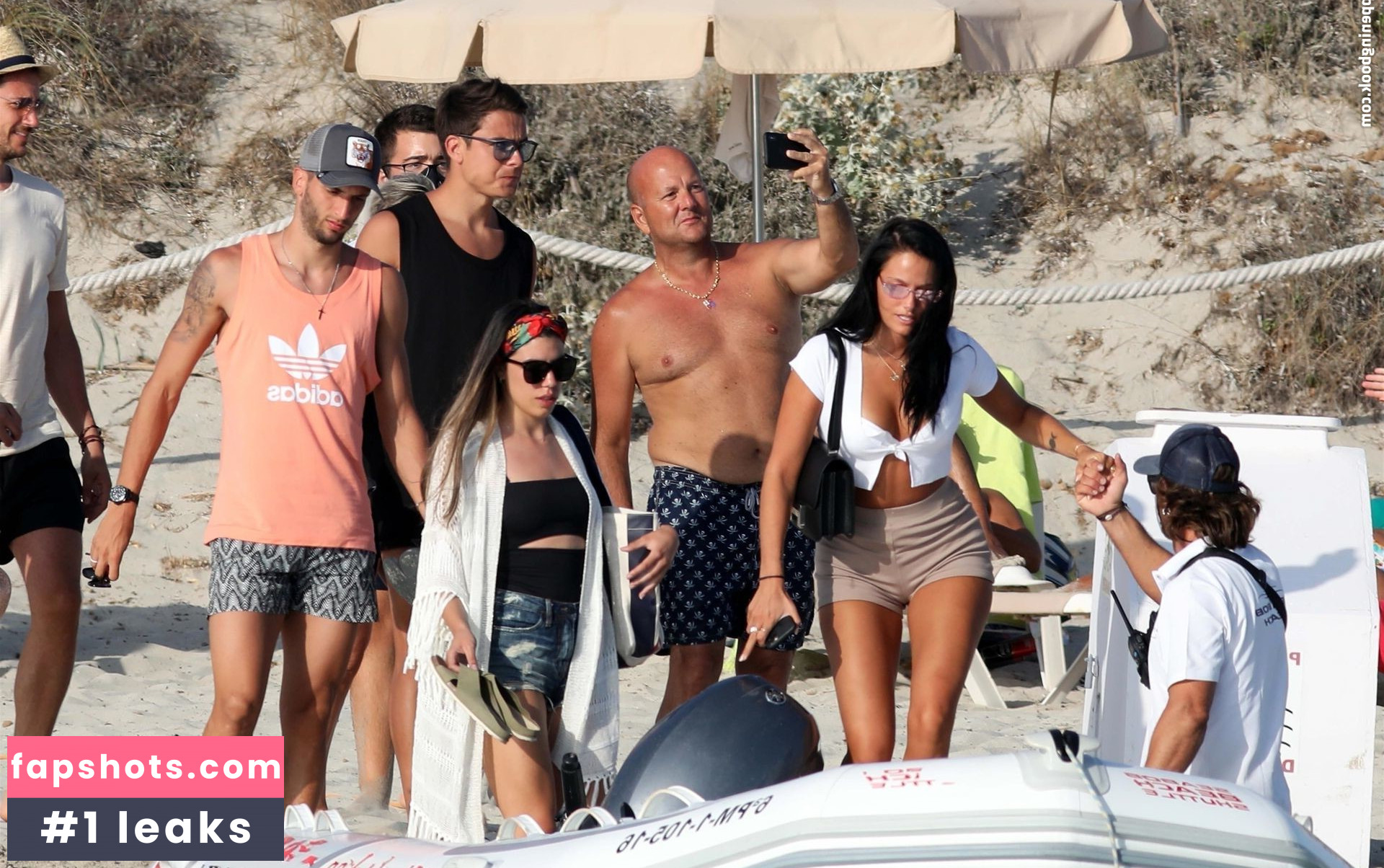 Oriana Sabatini gallery photo #2