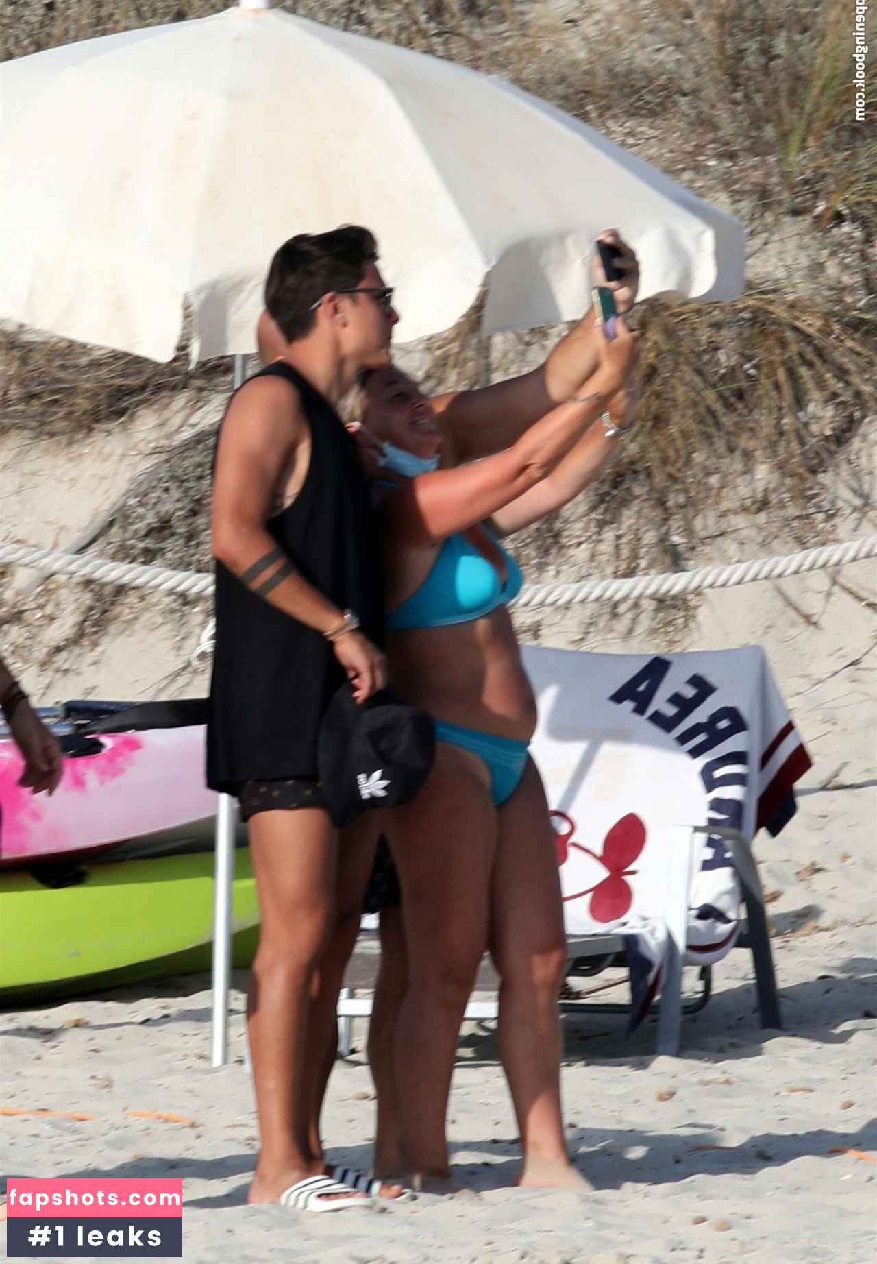 Oriana Sabatini gallery photo #3