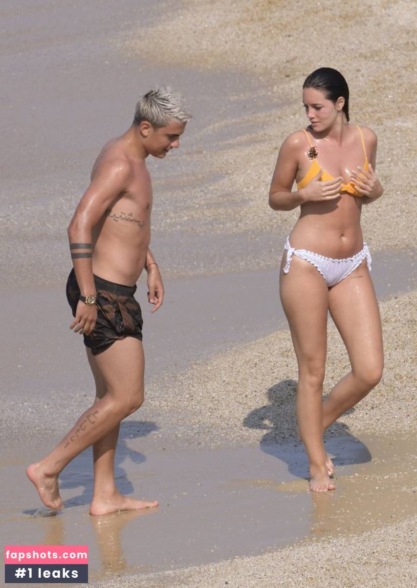 Oriana Sabatini gallery photo #34