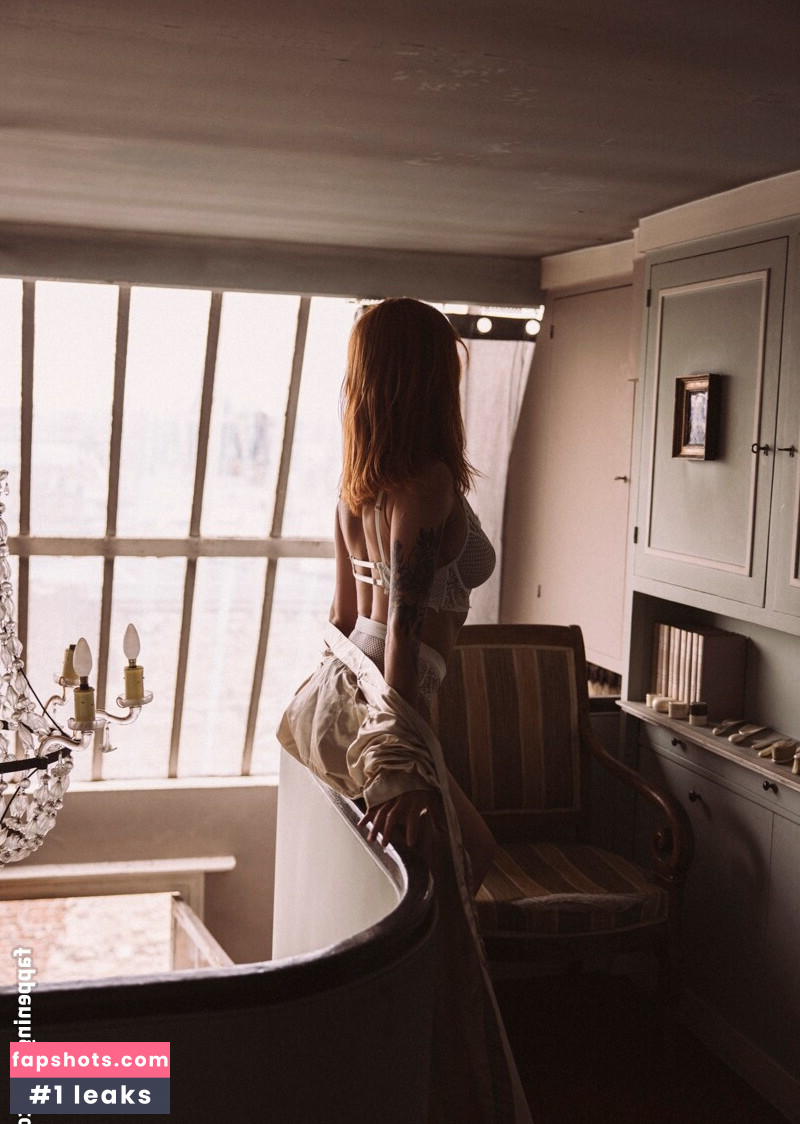 Otter_mood gallery photo #13