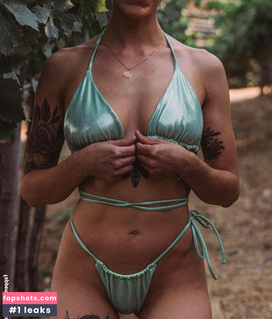 Otter_mood gallery photo #5