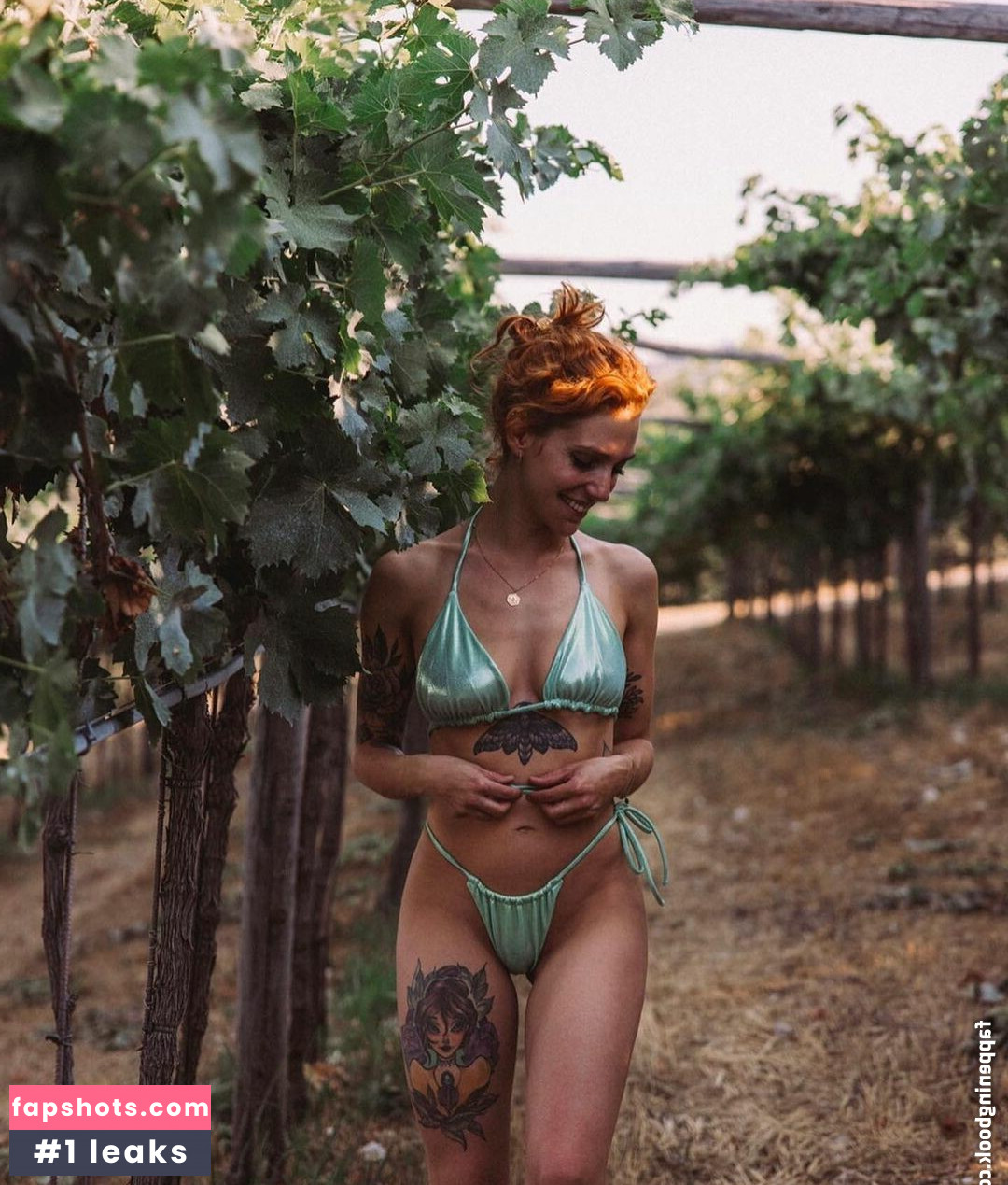 Otter_mood gallery photo #8