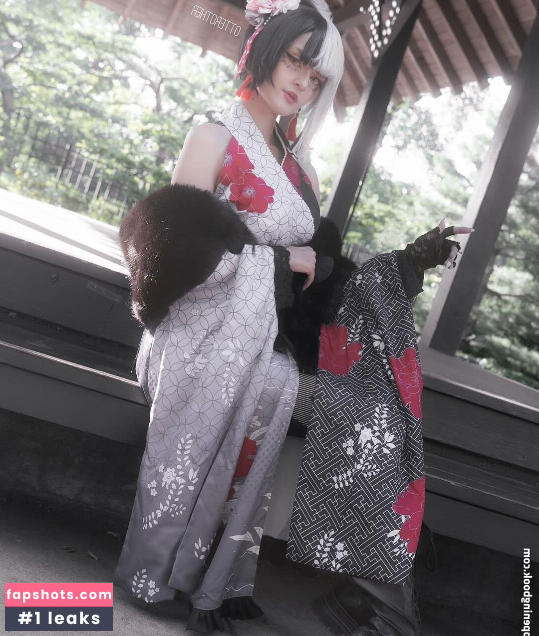 Otterother gallery photo #153