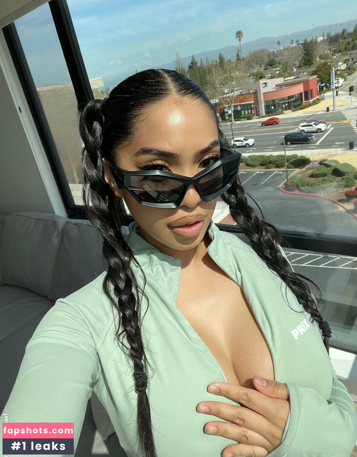 Overitabby gallery photo #20