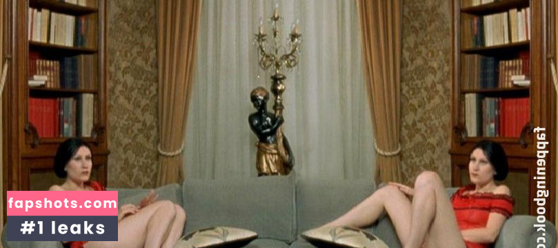 Ovidie gallery photo #16