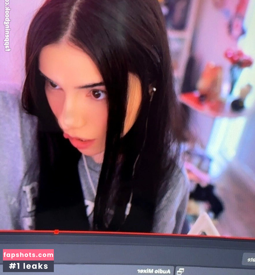 Oxythoughtin Nude Leaks OnlyFans Photos #55 - LeakJerk