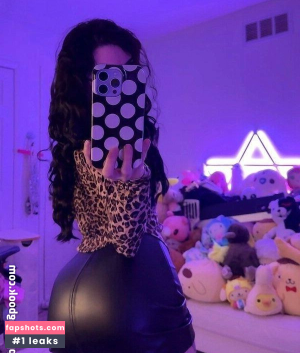 Oxythoughtin Nude Leaks OnlyFans Photos #9 - LeakJerk