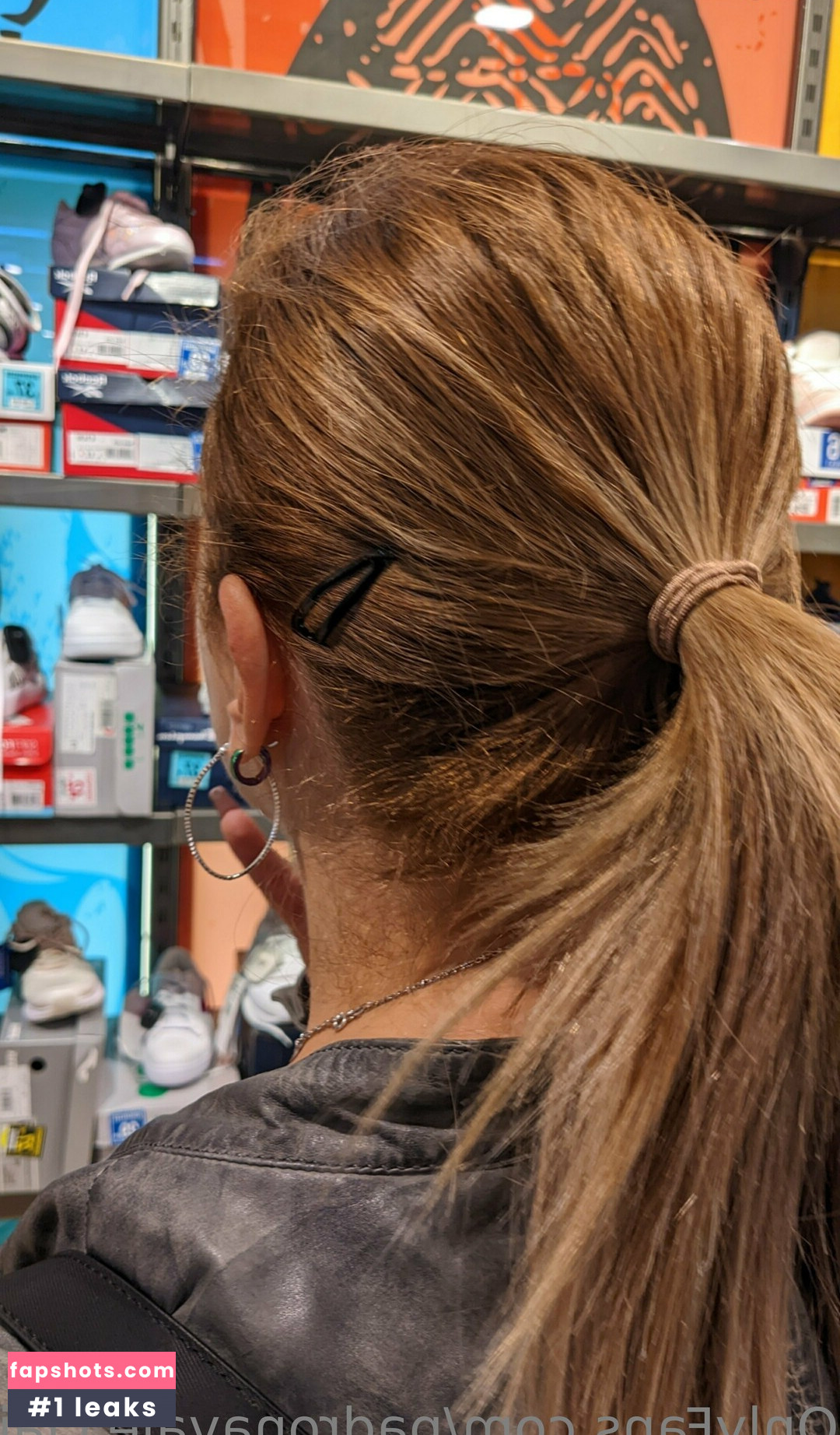 padronavale.claire gallery photo #6