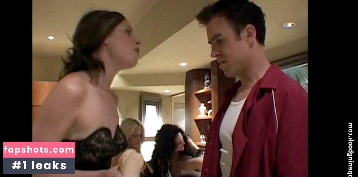 Paget Brewster Nude Leaks OnlyFans Photos #32 - LeakJerk