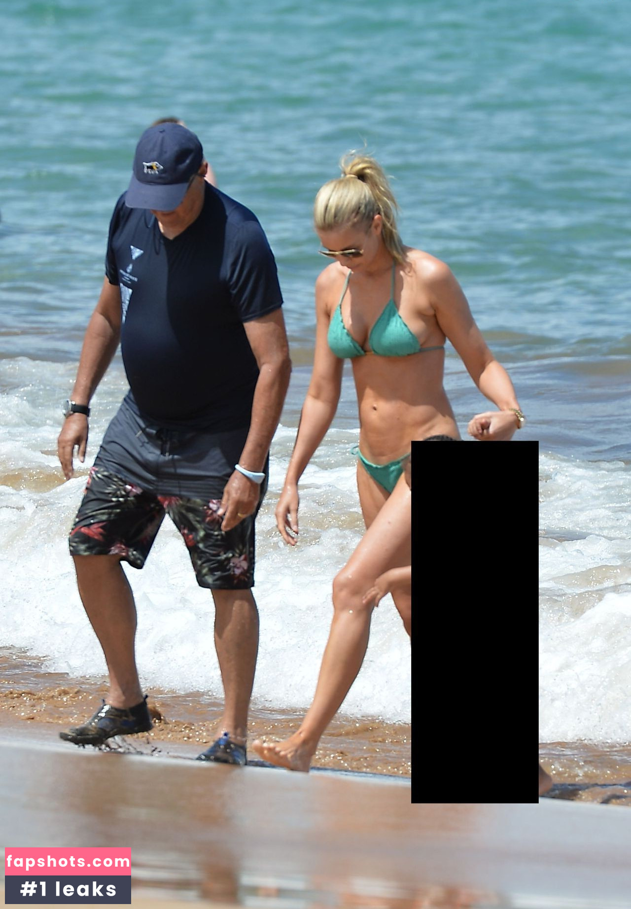 Paige Butcher gallery photo #11