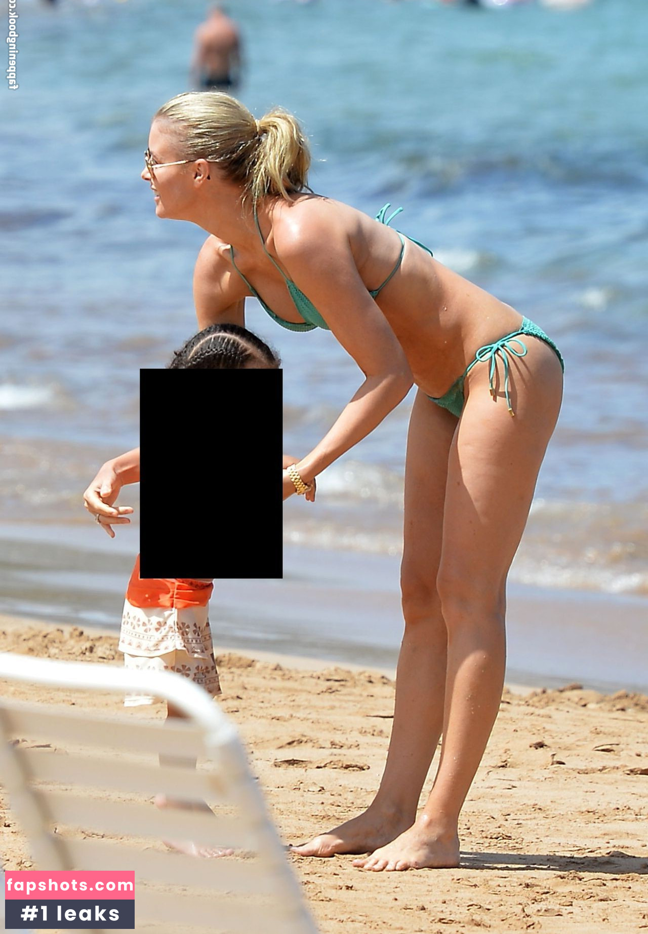 Paige Butcher gallery photo #17