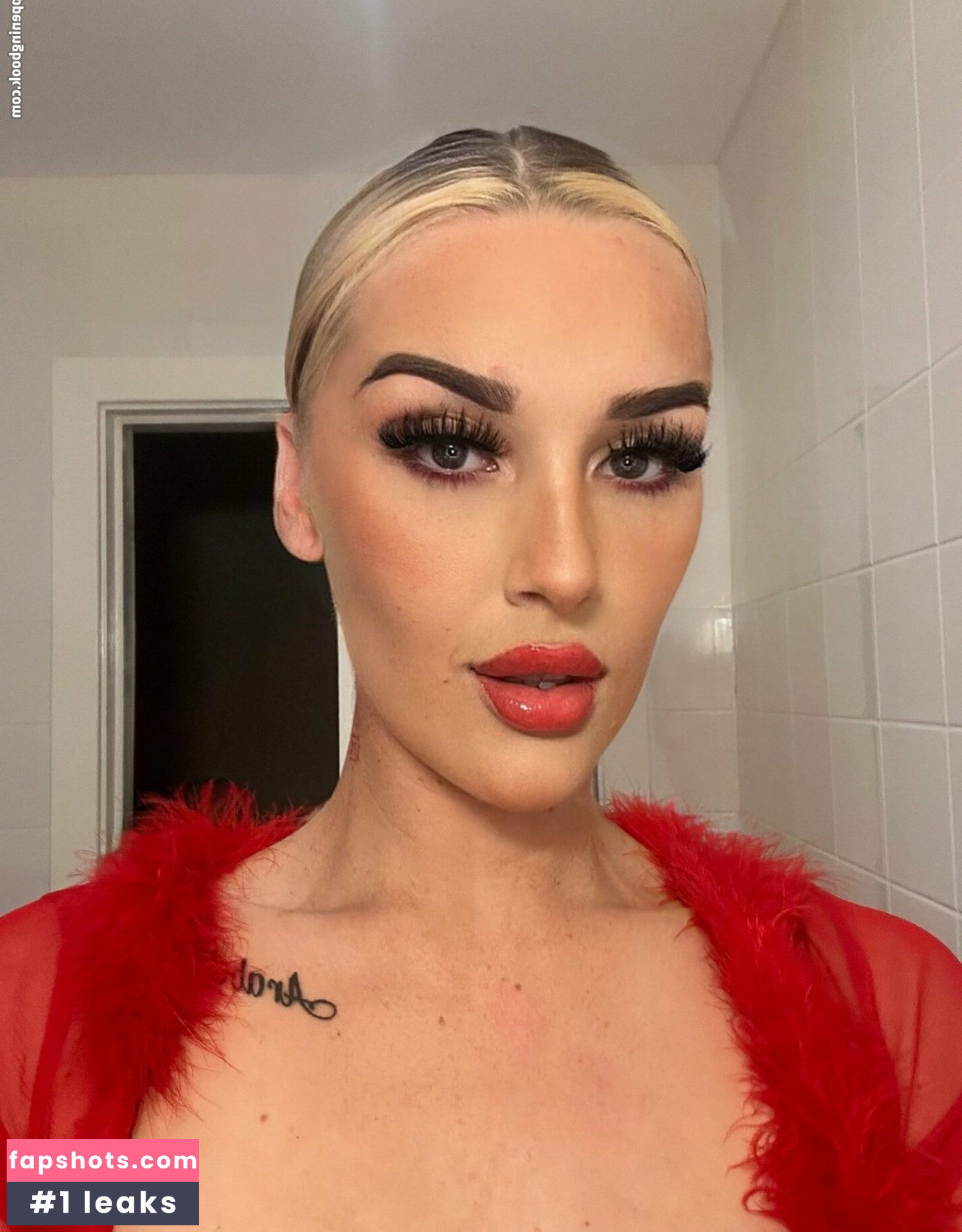 Paige Florence gallery photo #4