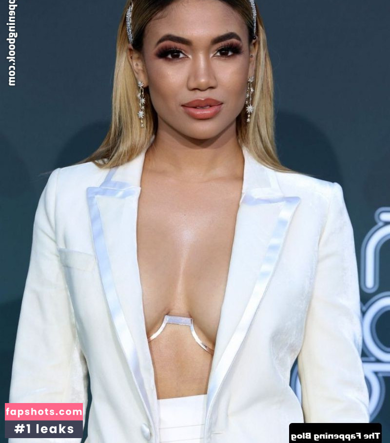 Paige Hurd gallery photo #34