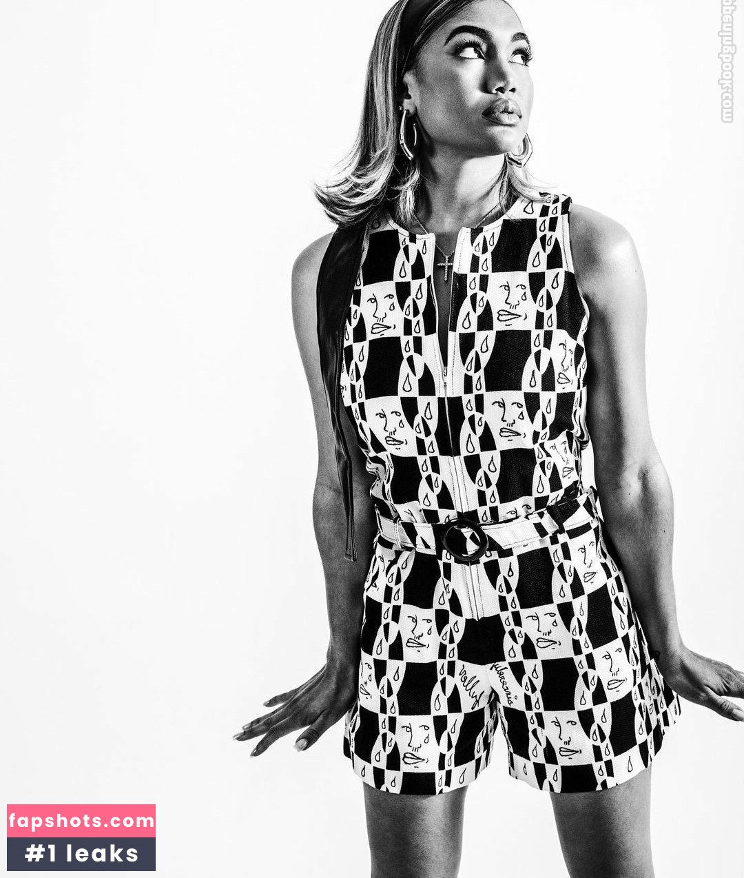 Paige Hurd gallery photo #9