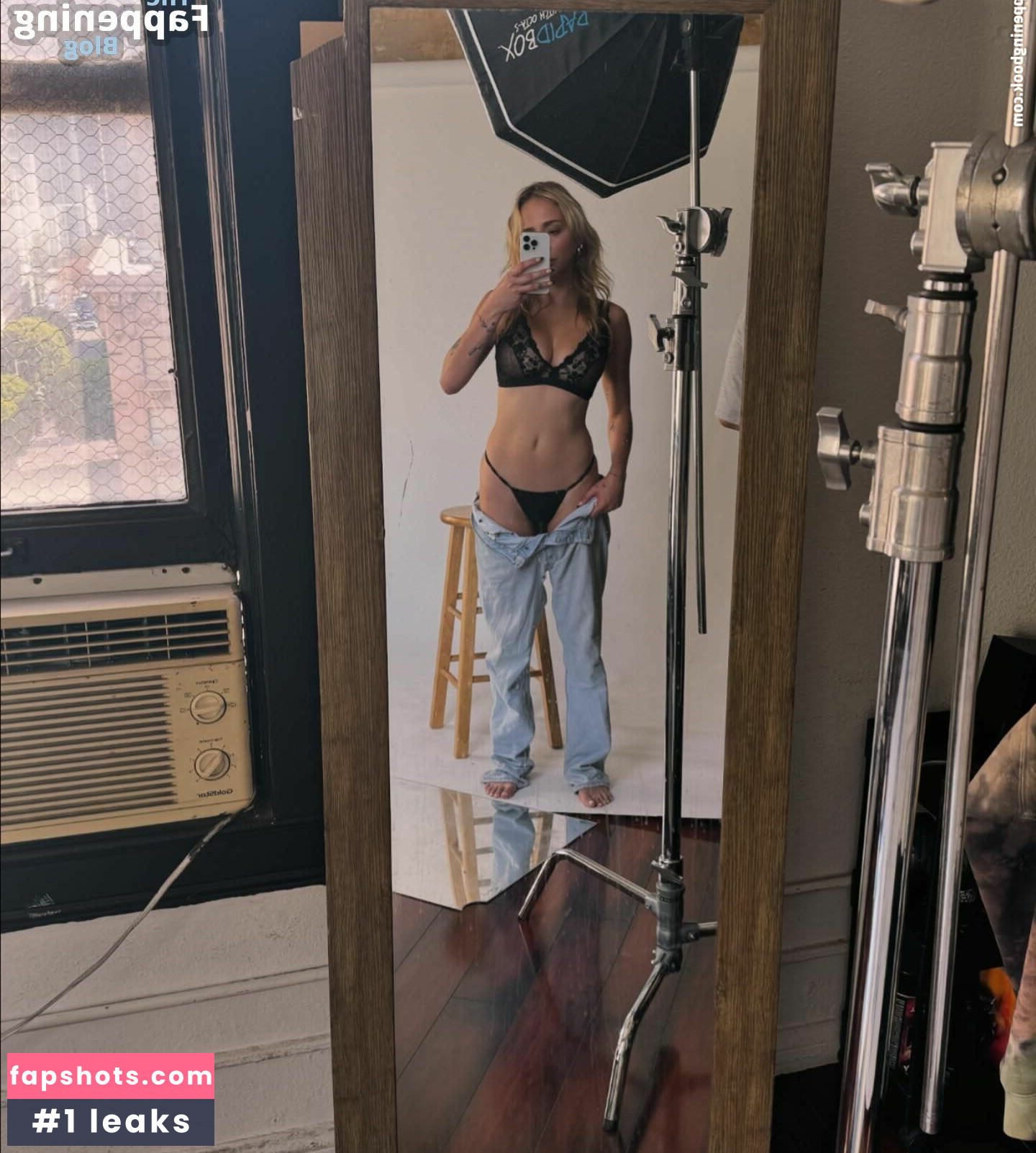 Paige Jimenez gallery photo #14