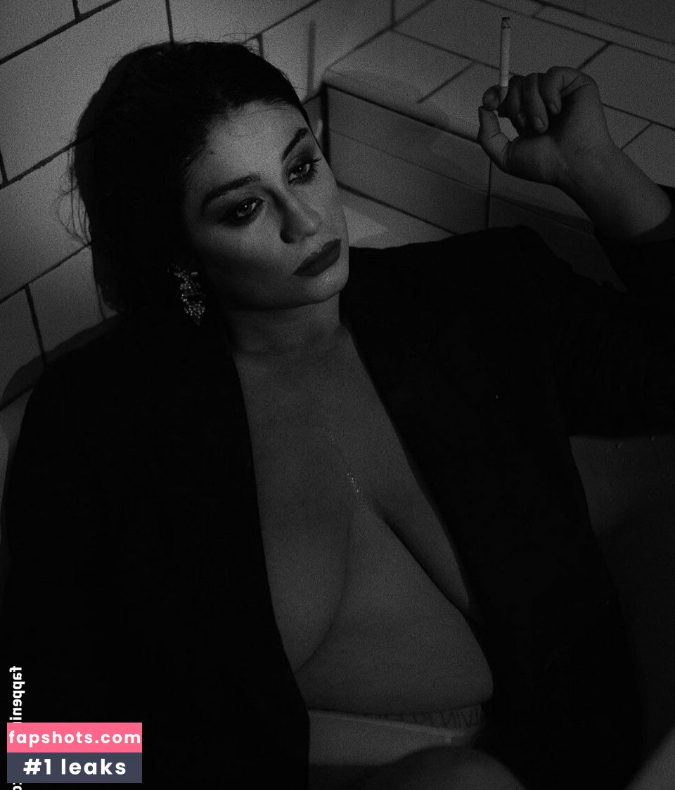 Paige Mary Grace gallery photo #2