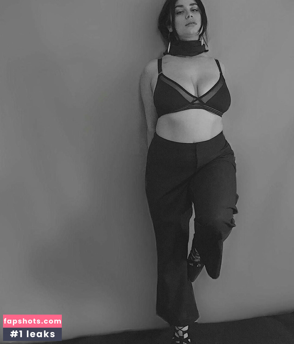 Paige Mary Grace gallery photo #11