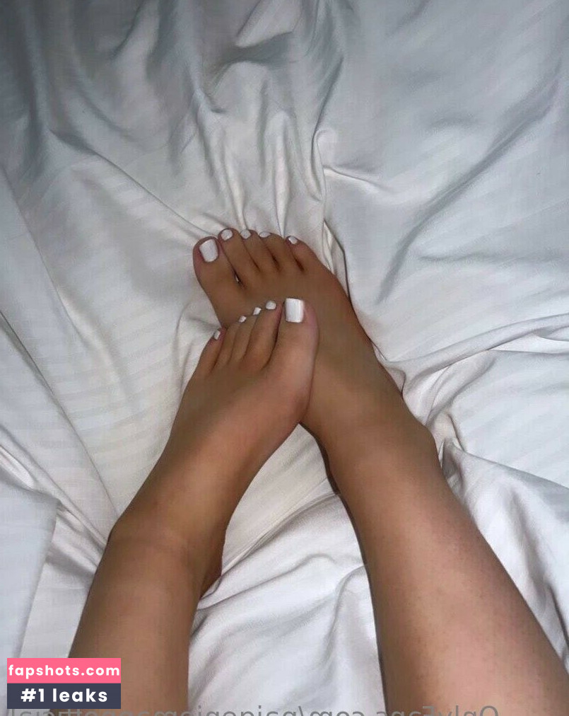 Paige Niemann gallery photo #116