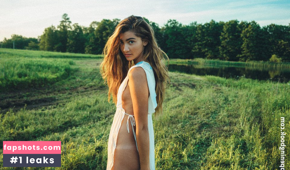 Paige Palmari gallery photo #15