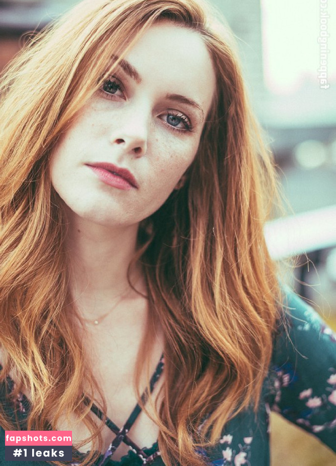 Paige Patterson nude babe gallery