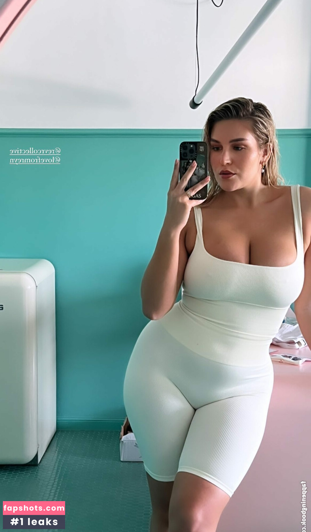 Paige Pilgrim gallery photo #19