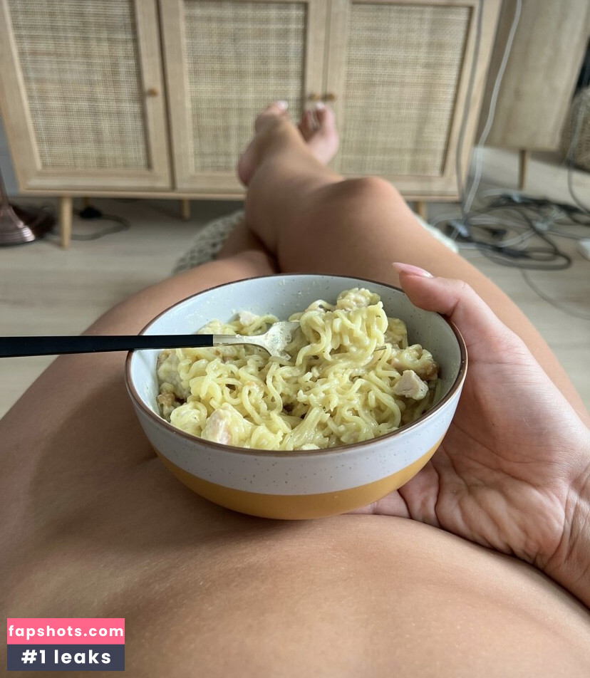 Paige Pilgrim gallery photo #34