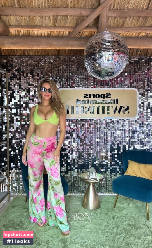 Paige Spiranac gallery photo #1824