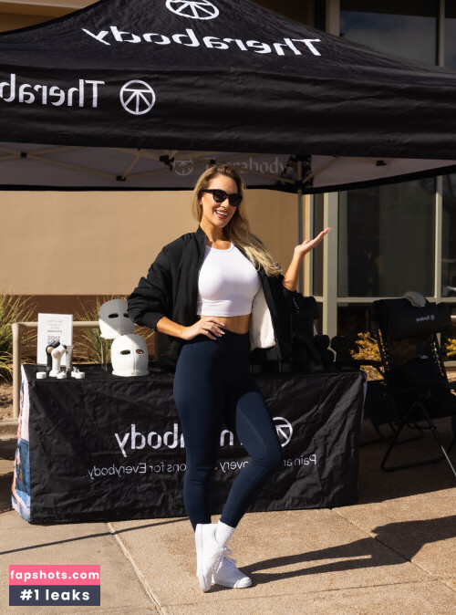 Paige Spiranac gallery photo #2108