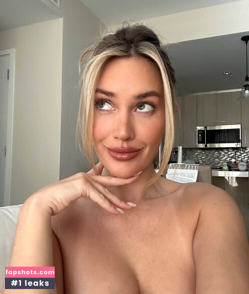 Paige Spiranac gallery photo #550