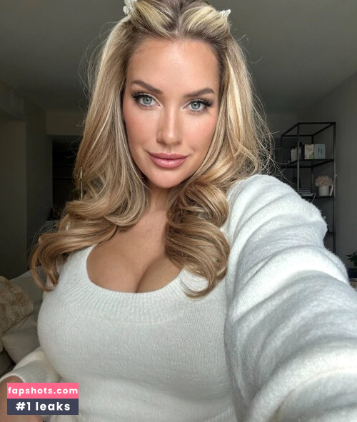 Paige Spiranac gallery photo #592