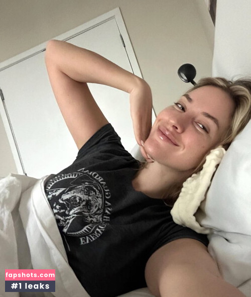 Paige Spiranac gallery photo #624