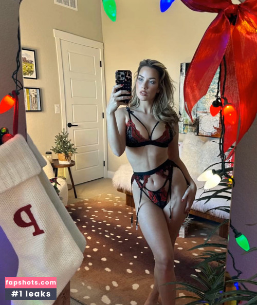 Paige Spiranac gallery photo #669