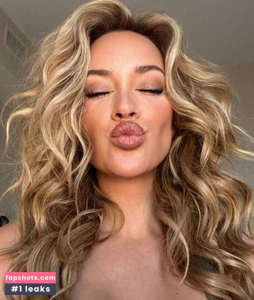 Paige Spiranac gallery photo #956