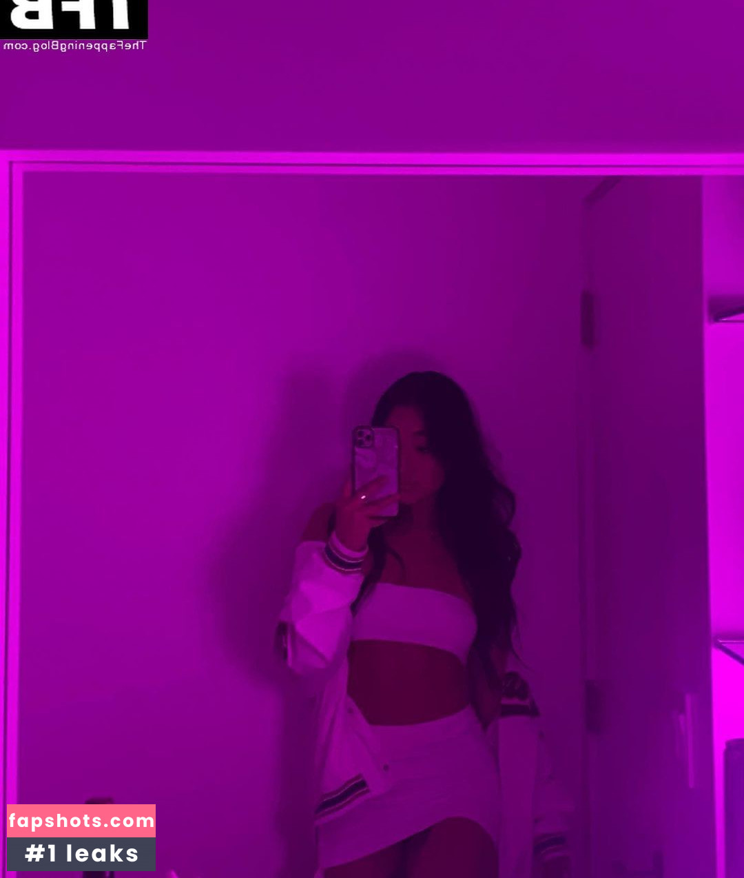 Paige Taylor gallery photo #79