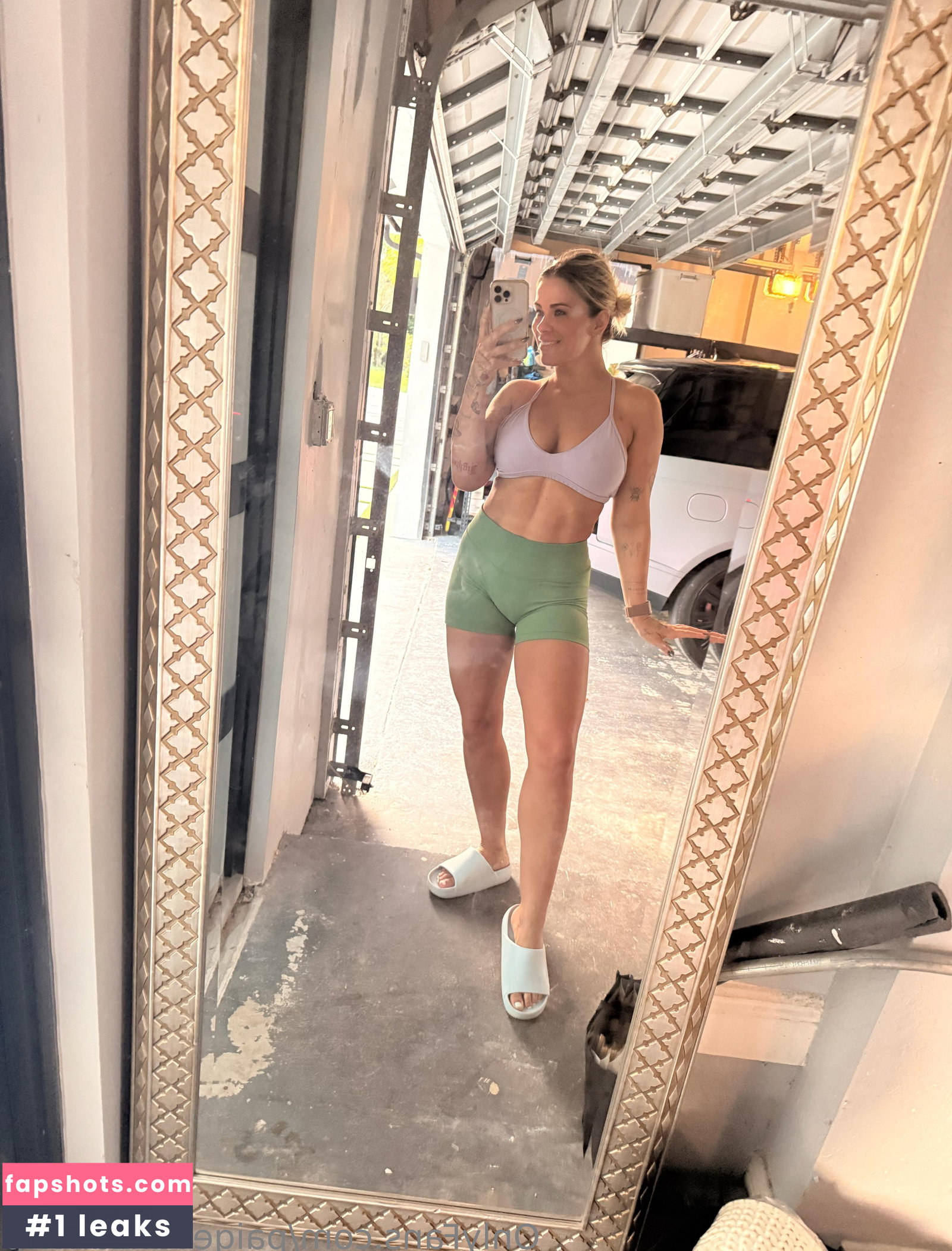 Paige VanZant gallery photo #255