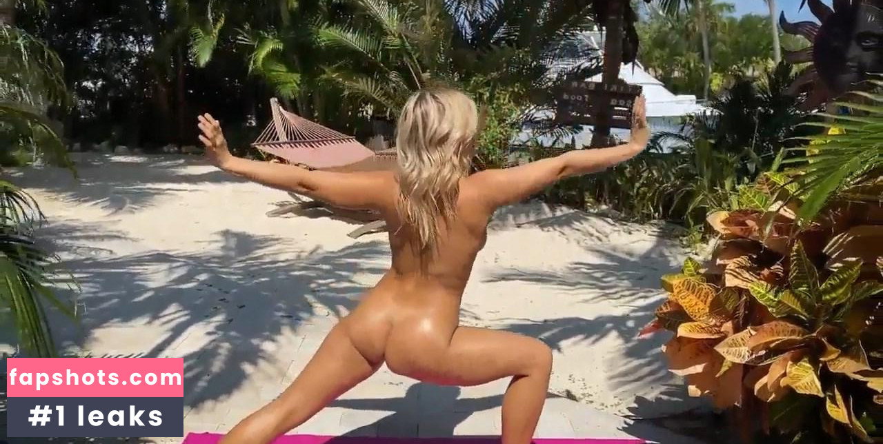 Paige VanZant gallery photo #445