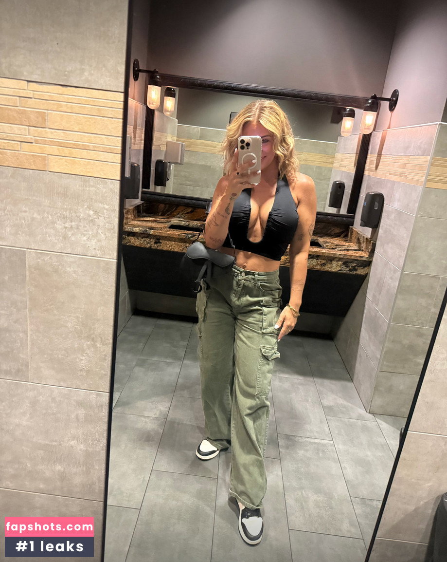 Paige VanZant gallery photo #955