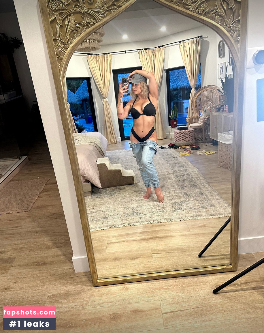 Paige VanZant gallery photo #987