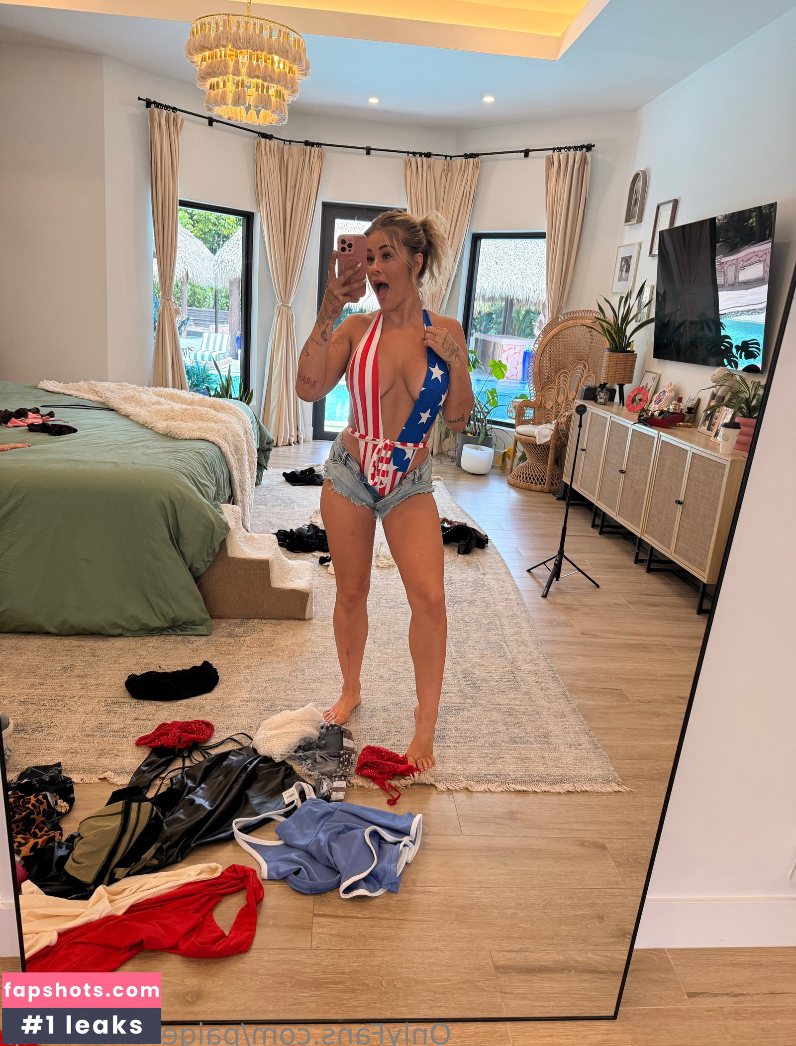 Paige VanZant gallery photo #986