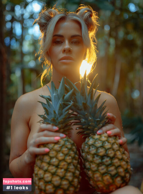 Paige Vanzant gallery photo #1165