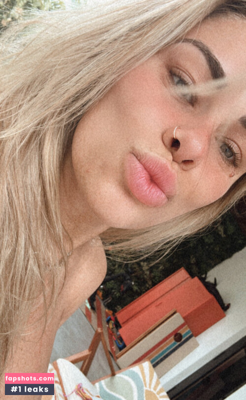 Paige Vanzant gallery photo #1169